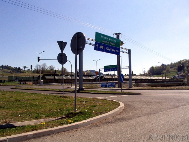 Przejście graniczne Zwardoń Skalite - nowy terminal. Bez kolejek. Jest stacja ...