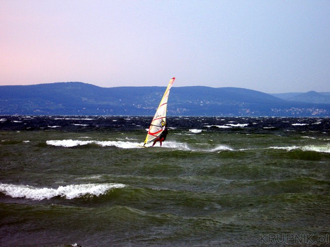 Windsurfing na jeziorze Balaton