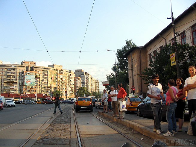 W Bukareszcie uczestniczyliśmy w ruchu jak lokalny establishment - tutaj przez ...